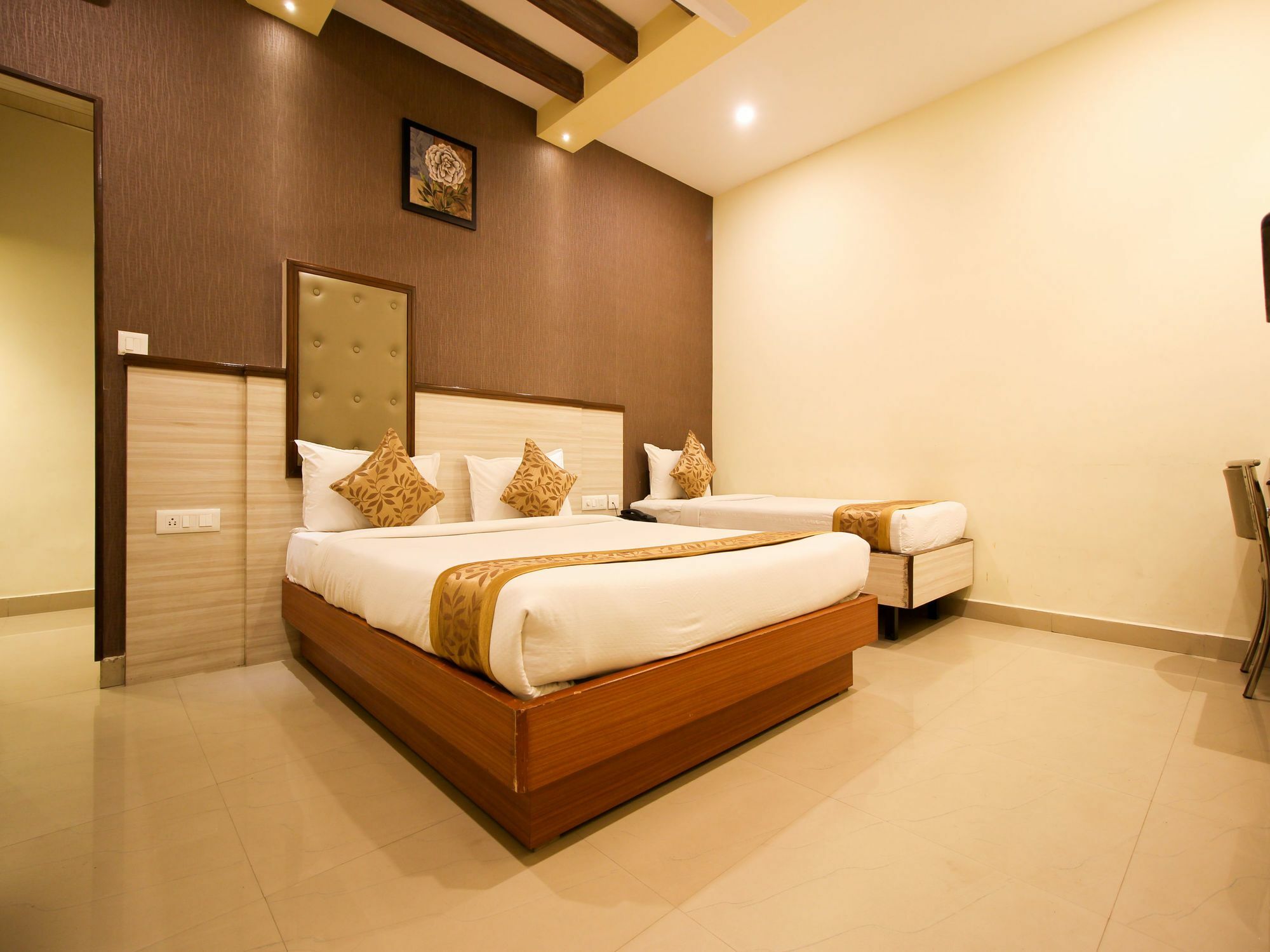 Hotel Oyo 6960 Kengeri Bangalore Esterno foto