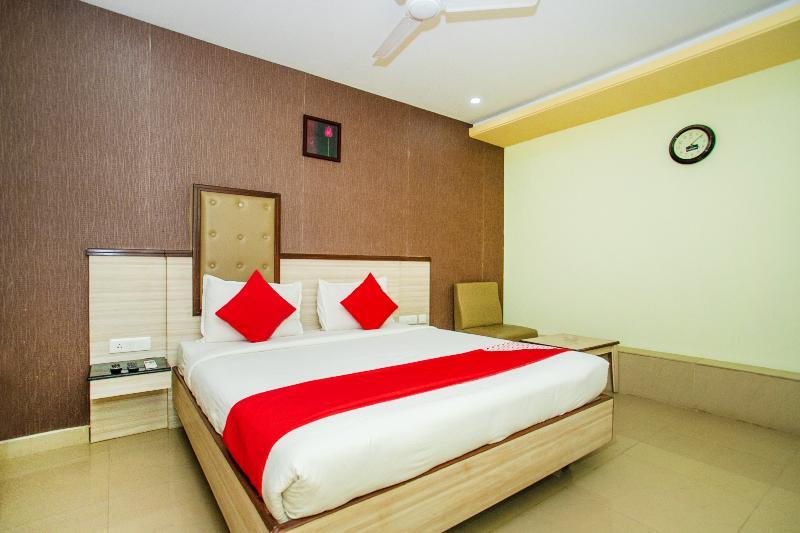 Hotel Oyo 6960 Kengeri Bangalore Esterno foto